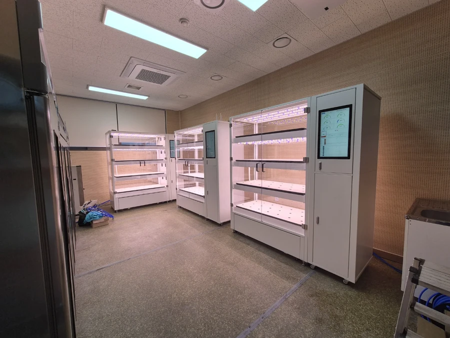 전남 곡성 전남과학대학교 스마트팜 LED 재배 통로